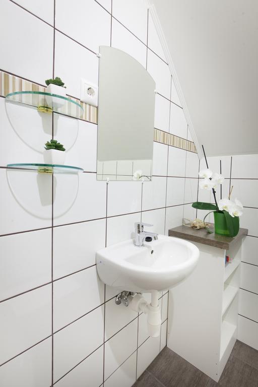 Rozmaring Vendégház Zengővárkony Camera foto